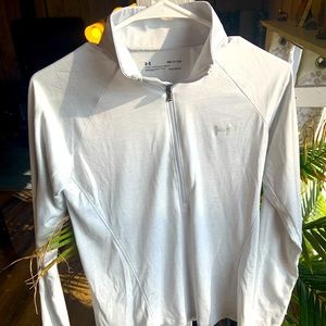 Under Armour 1/2 Zip athletic long sleeve